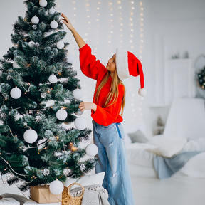 Árvore de Natal Tradicional Pinheiro 1,5m | 1,8m | 2,1m – Galhos Densos e Ajustáveis