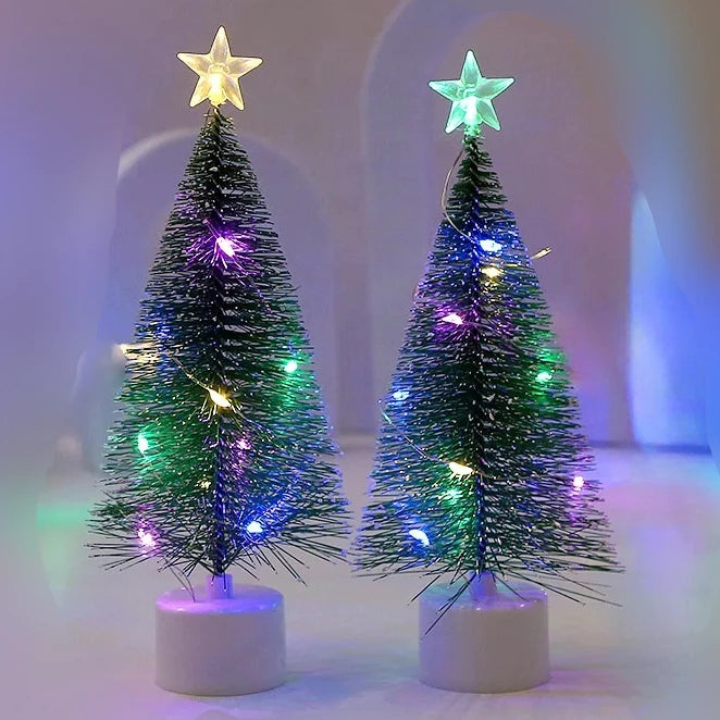 Mini Árvore de Natal com Luz LED Colorida – Decoração Iluminada de Mesa para um Natal Mágico